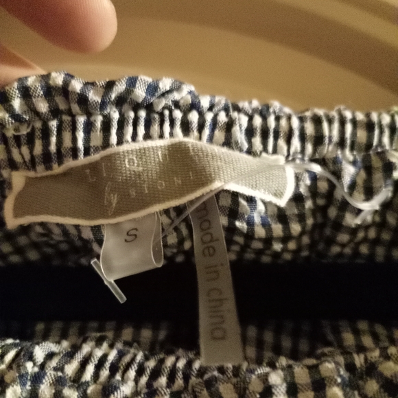 Striped Ruffle V-Neck Blouse - Picture 9 of 13